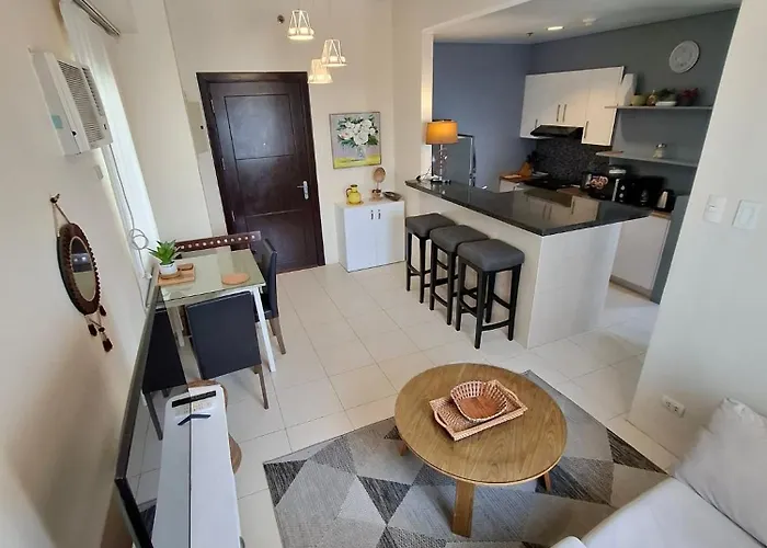 Cozy Hotel-style 2 Bedroom Unit At Eastbay Residences By Rockwell